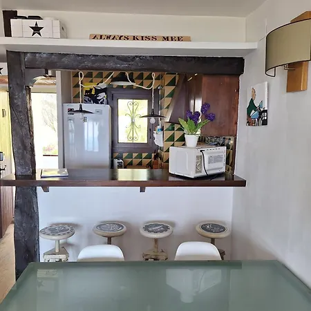 Con Vistas Alas Islas Medas 公寓