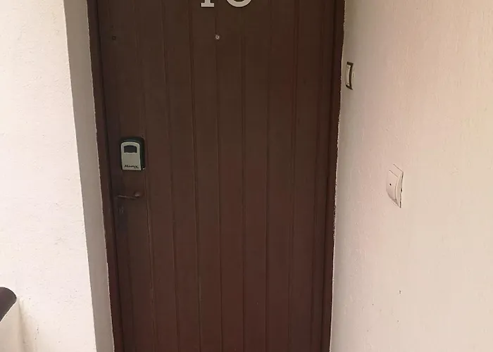 Con Vistas Alas Islas Medas Жирона